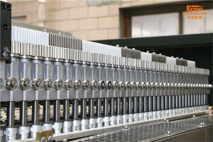 Plastic Bottle Blowing Machine